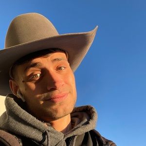 Meet your Posher, Michael